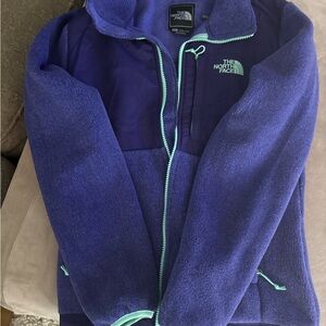 The North Face Women’s Blue Denali Fleece Jacket